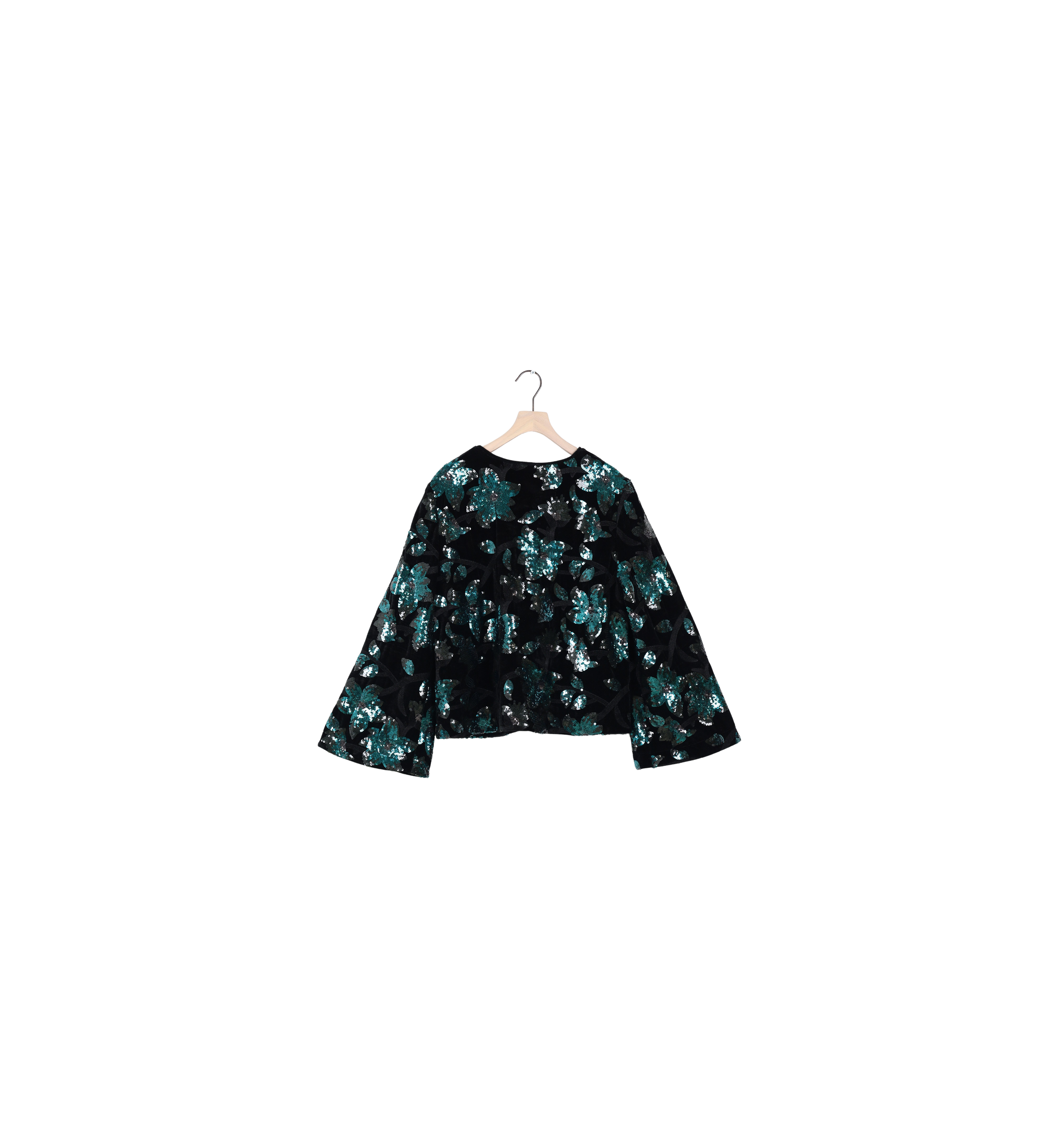 Packshot / Storm / ReLoved
